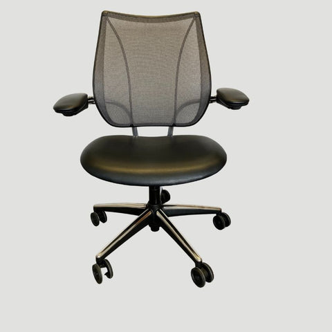 Image of Pre-Owned Humanscale Liberty Chair
