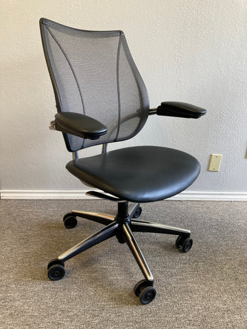Image of Pre-Owned Humanscale Liberty Chair