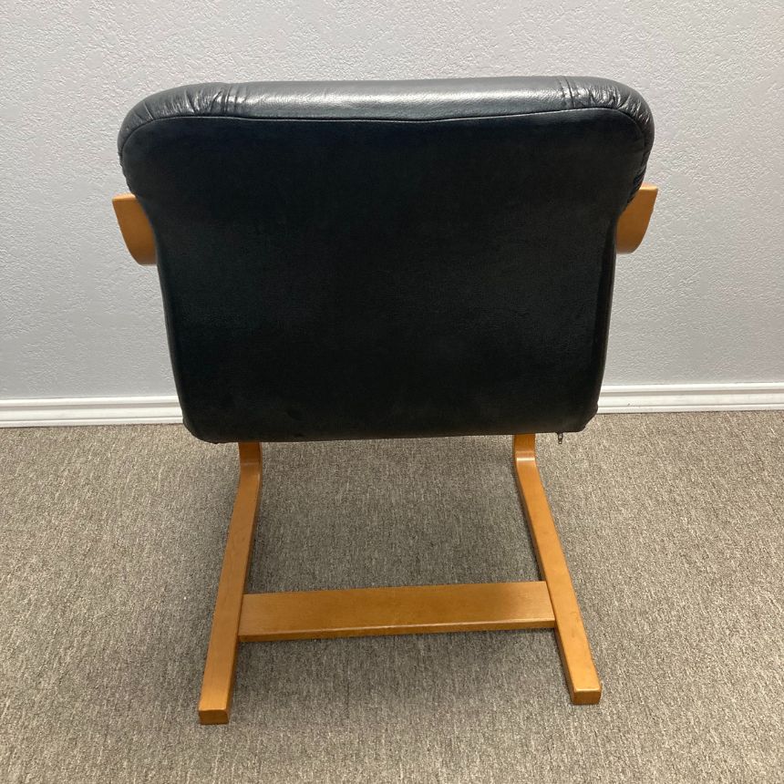 Pre-Owned Real Leather Guest Chair