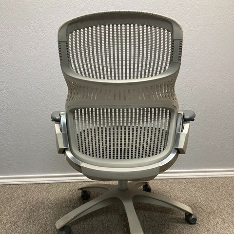 Image of Pre-Owned Knoll Generation Chair