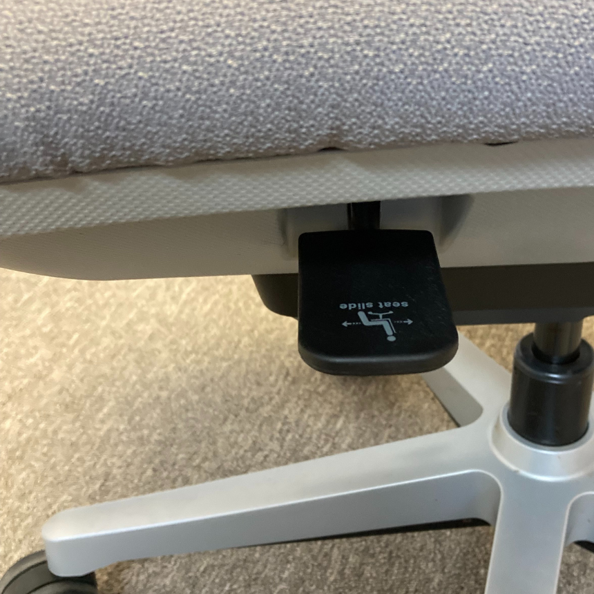 Pre-Owned Steelcase Amia Chair