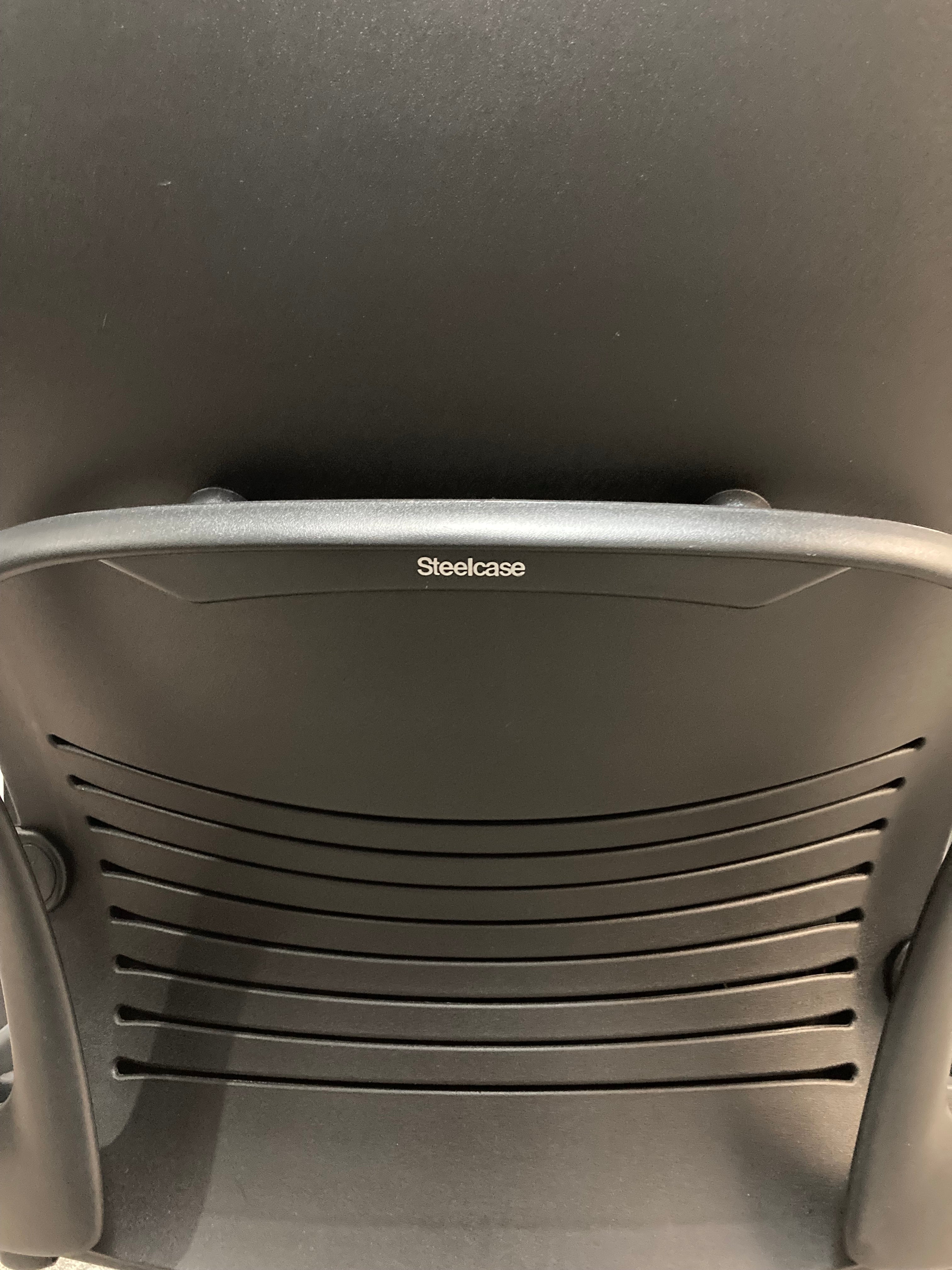 Pre-Owned Steelcase Leap v2 Leather Seat