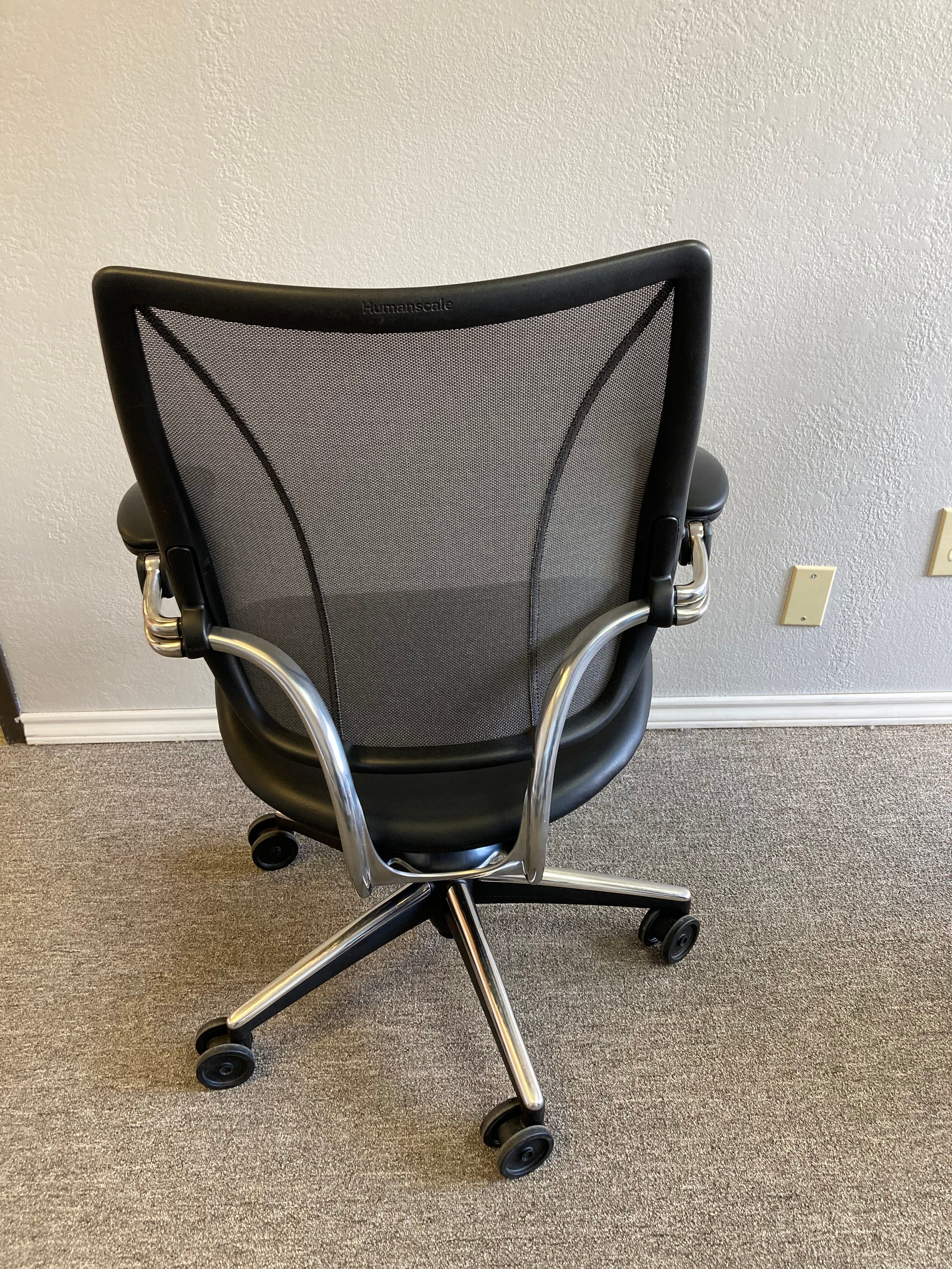 Pre-Owned Humanscale Liberty Chair