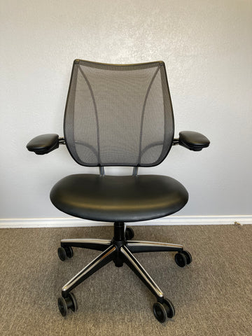 Image of Pre-Owned Humanscale Liberty Chair